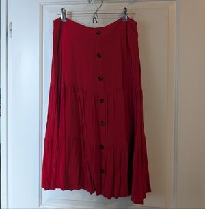 Torrid Size 00 Red Tiered Skirt
